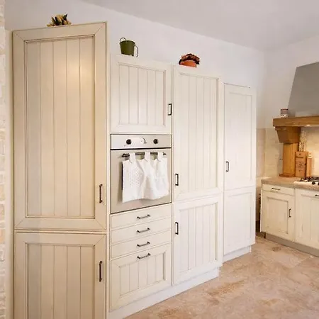 - Elba Affitti Apartman *